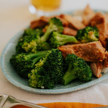 Load image into Gallery viewer, Lemongrass chicken with broccoli Eat Smart Richmond VA meal delivery service
