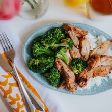 Load image into Gallery viewer, Lemongrass chicken over rice with broccoli Eat Smart Richmond VA meal delivery service
