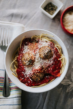Load image into Gallery viewer, Spaghetti &amp; Meatballs
